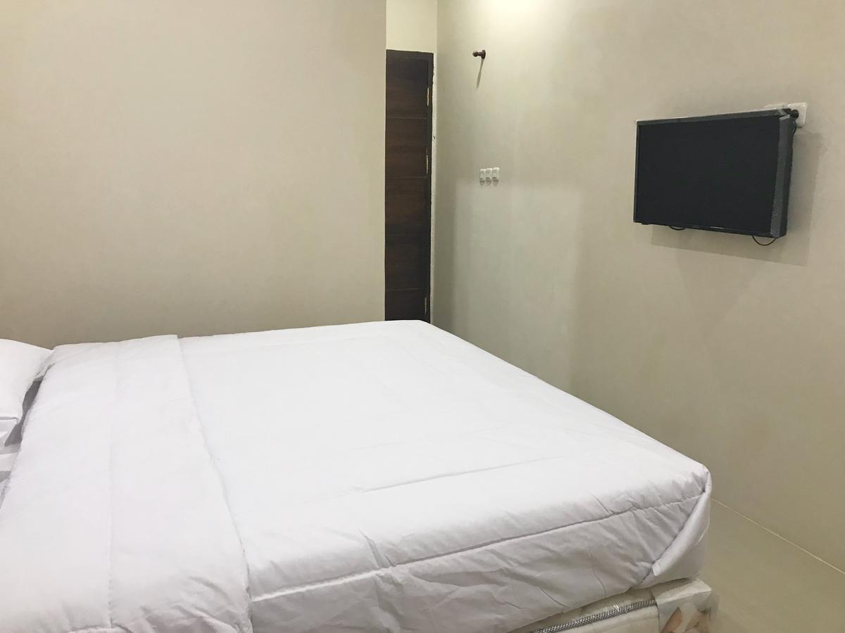 The Galton Hotel Baubau Exterior photo